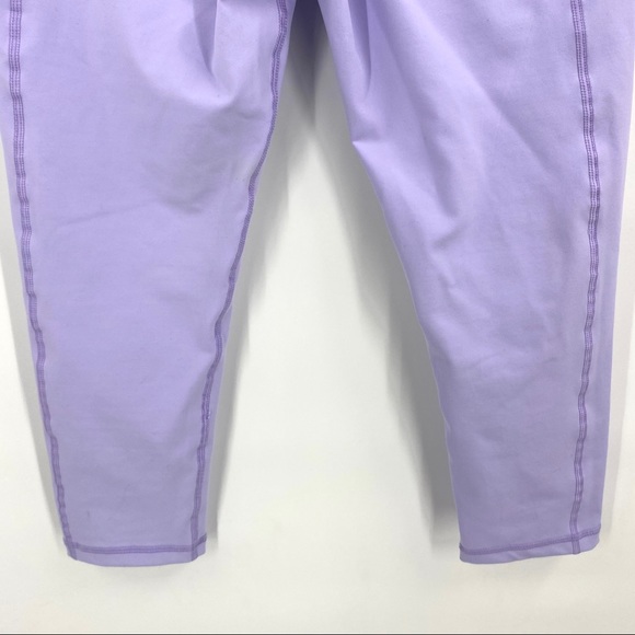 Buff bunny Camila Cropped Legging Size L in Lilac - Picture 7 of 12
